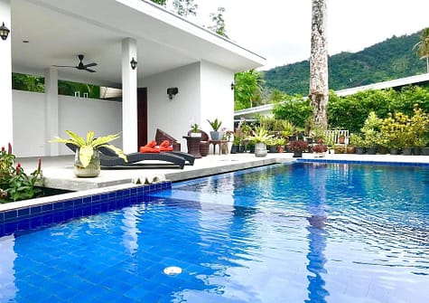 Gyönyörű és otthonos medencés Villa Namuang